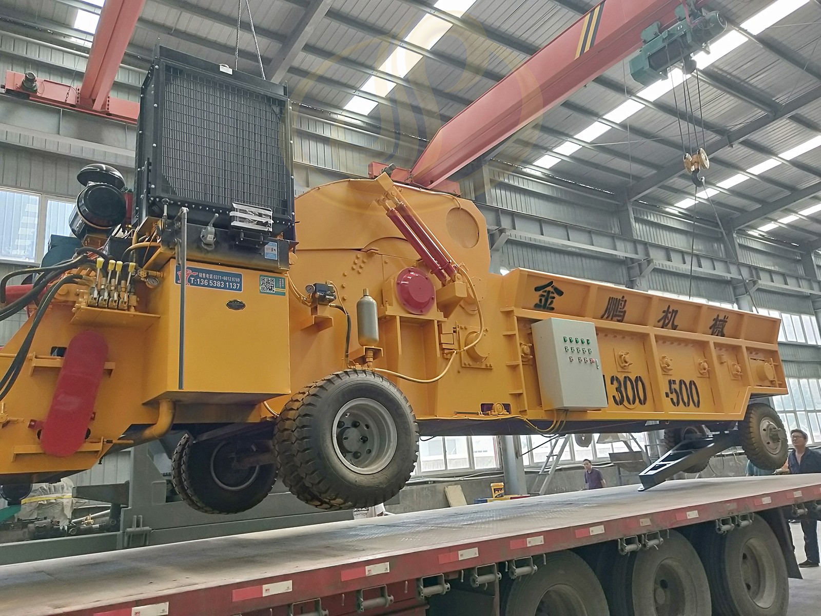 郑州金鹏大型木材破碎机里面是怎么工作的