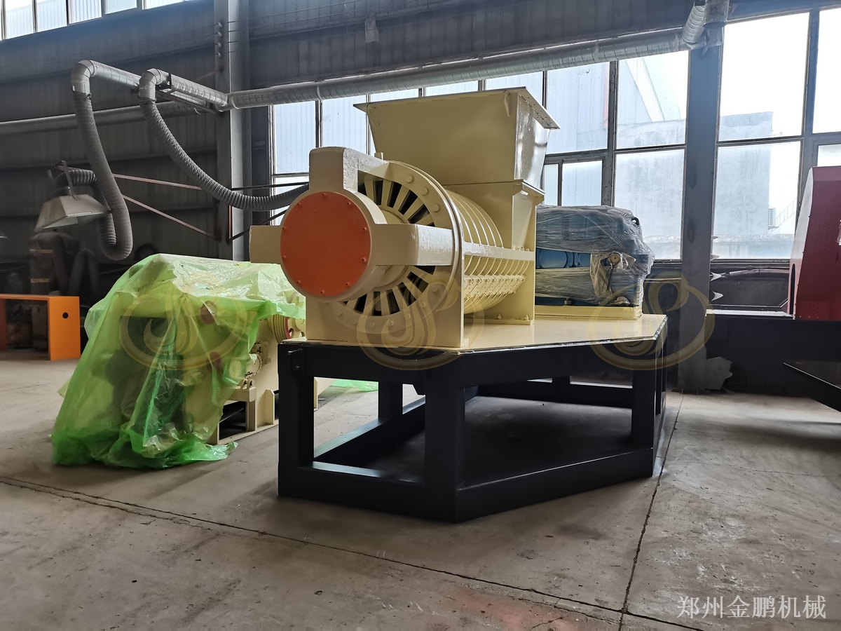 郑州金鹏废布料撕碎机处理不规则布边低噪音稳定运行