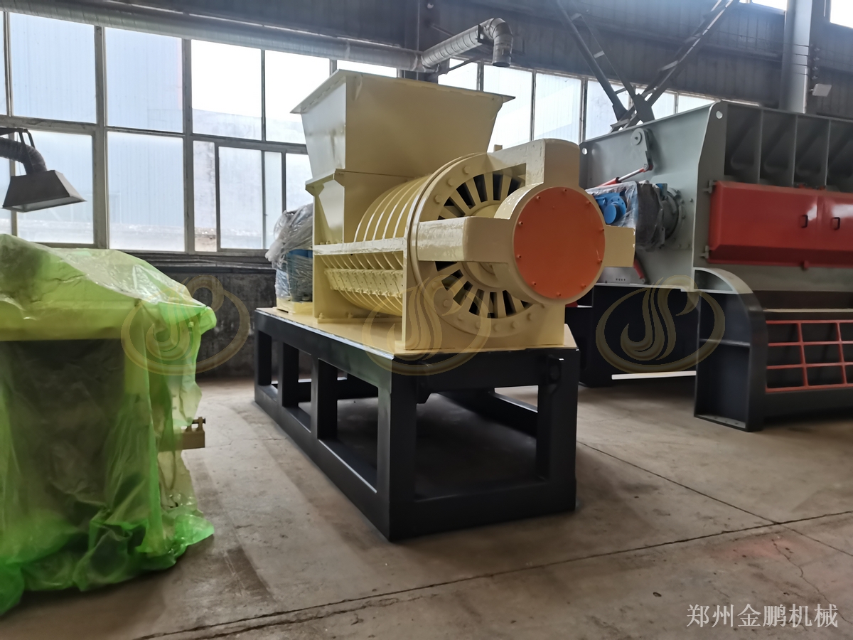 郑州金鹏薄膜破碎机大进料口批量投料撕碎