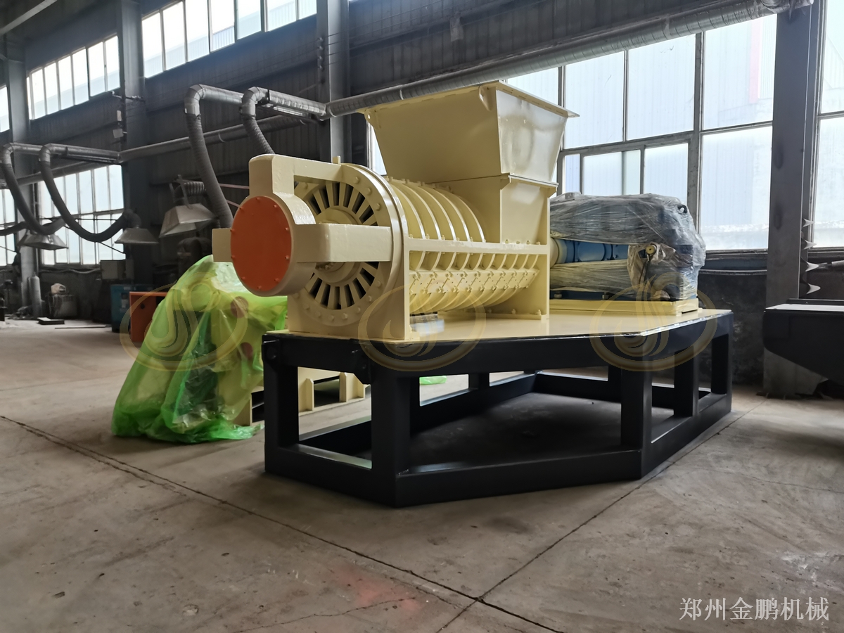 郑州金鹏皮革边角料粉碎机软硬不均物料撕碎说明