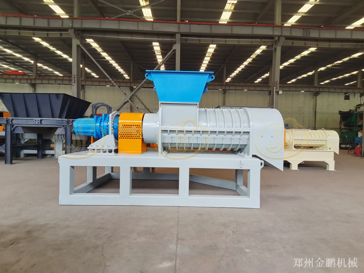 小型皮具厂适用的皮革边角料撕碎机郑州金鹏出品